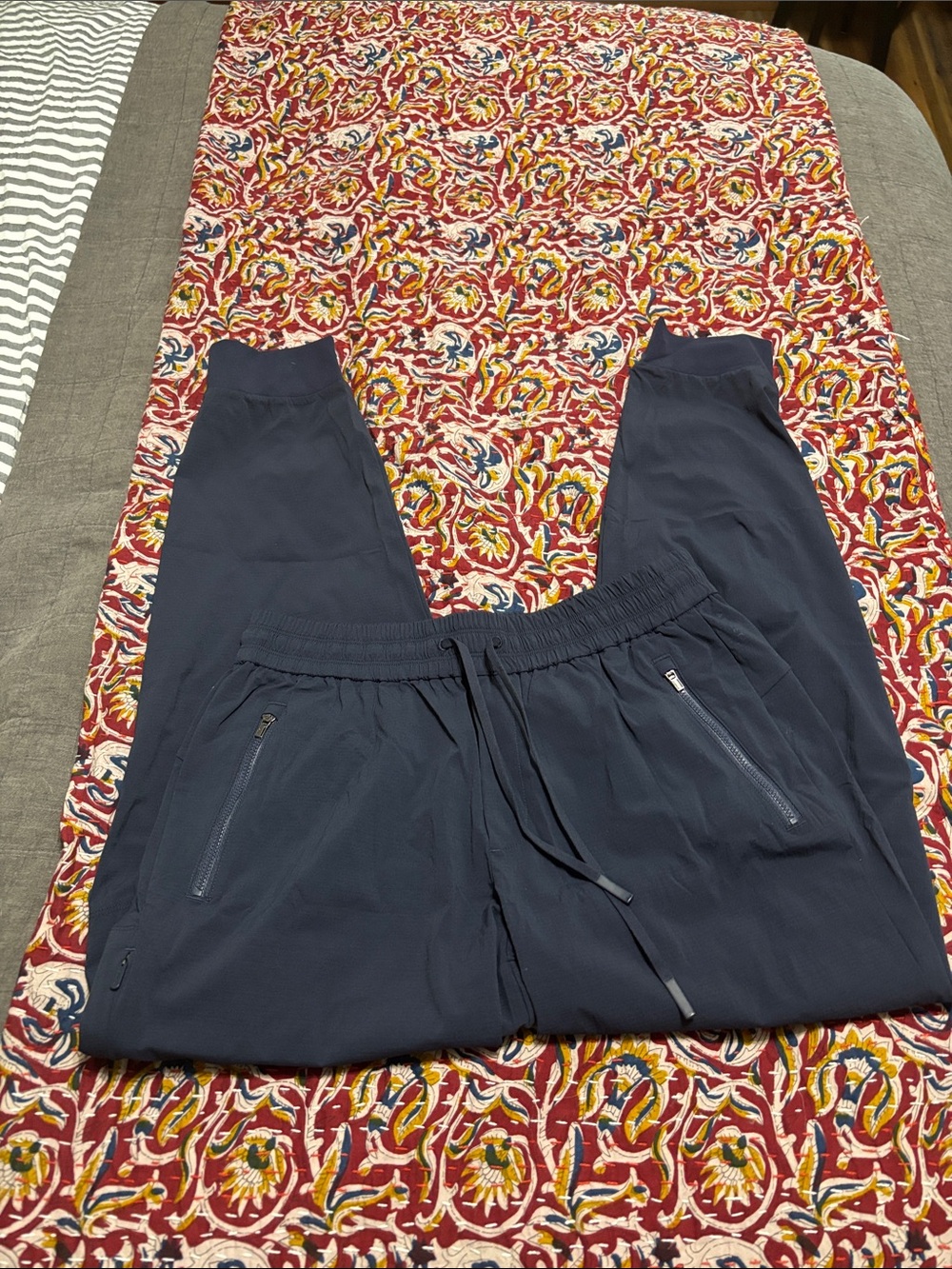 Athleta Women’s Navy Joggers with Zip Pockets